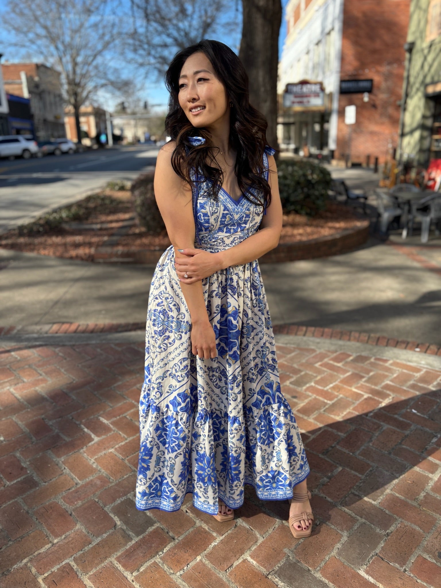 Mediterranean-Inspired Midi Dress