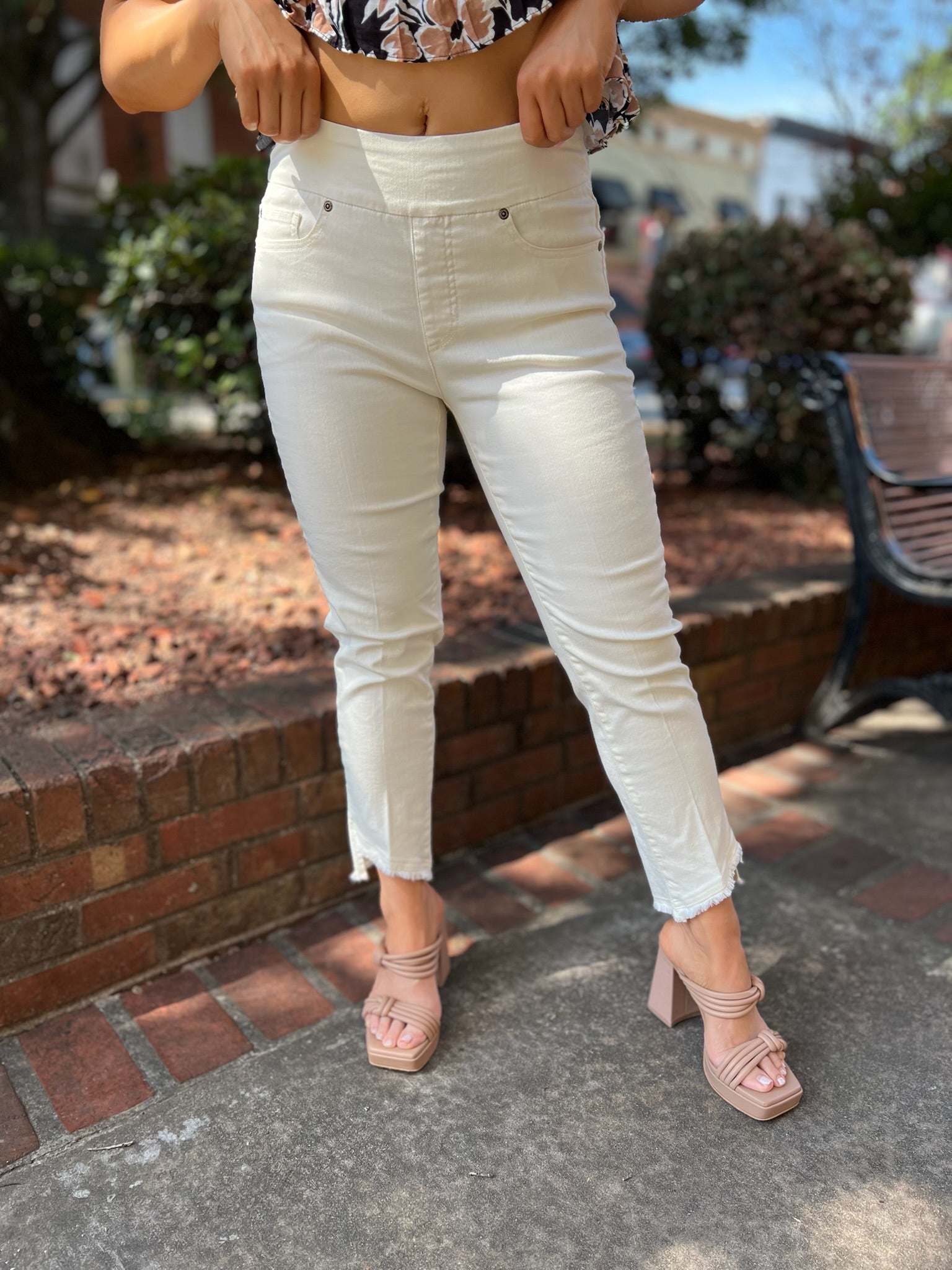 5 Pocket Angled Fringe Hem Jean - Ivory